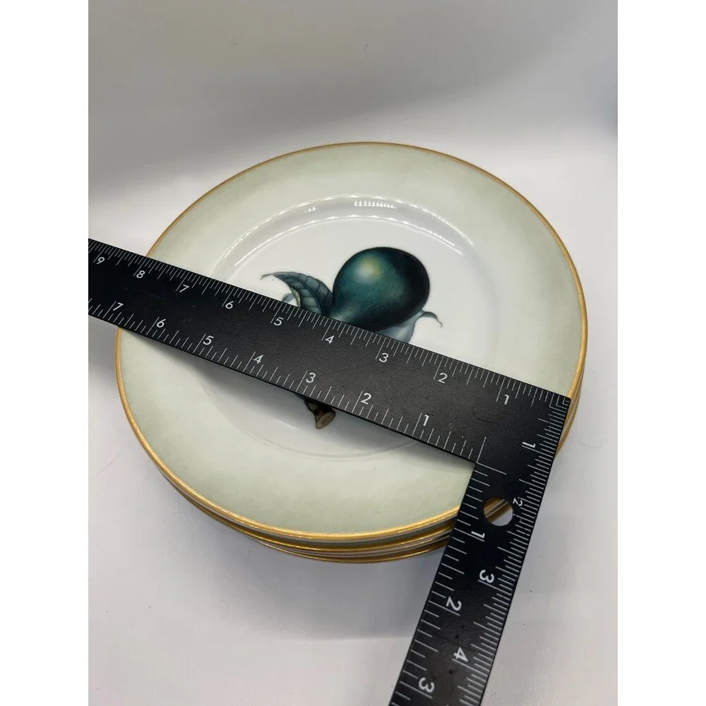 WILLIAMS SONOMA plates Pear Salad Accent Green Gold Rim 8 1/4